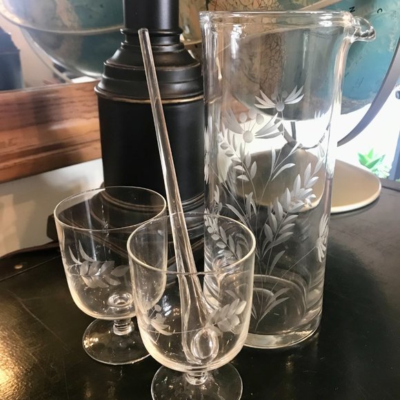 Etched Glass Barware Martini Cocktail Mixing Set: Jug Stick & 2 Glasses Handmade - Picture 2 of 6
